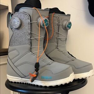 Gray Women's Winter Boots by ThirtyTwo